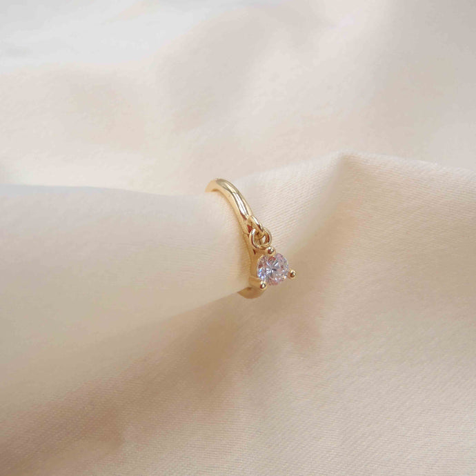 boucle d'oreille Ines en argent plaqué or avec son pendentif en zircon 